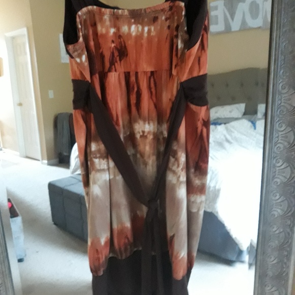 Dress - Picture 2 of 2